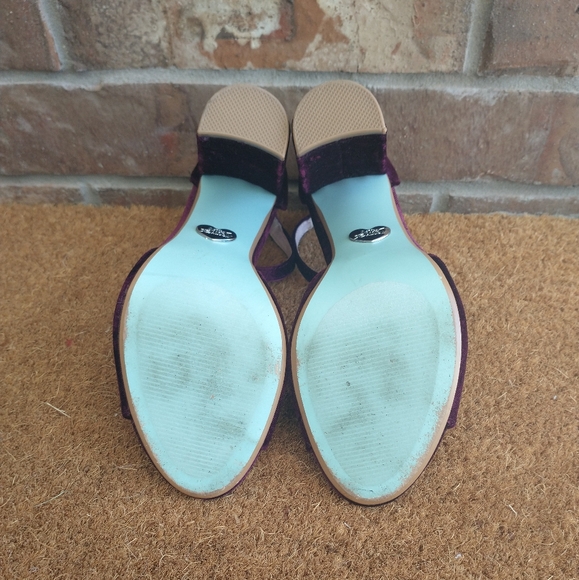 Betsey Johnson High Heels Size 6.5M Maroon Velvet Carly Ankle Strap - Picture 7 of 12